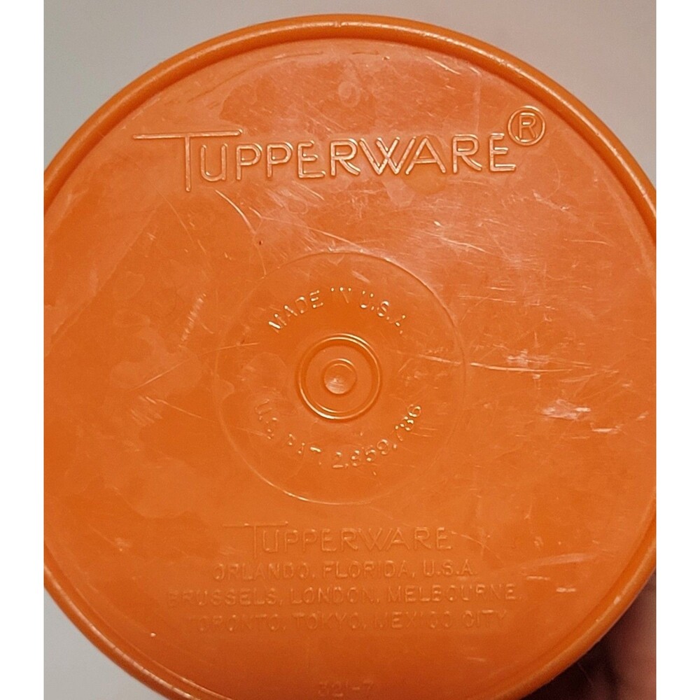 Vintage 1 QT Tupperware Beverage Container/Pitcher with Spout Lid ~Orange #321-7 - Picture 4 of 7